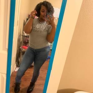 Meet your Posher, Racquel